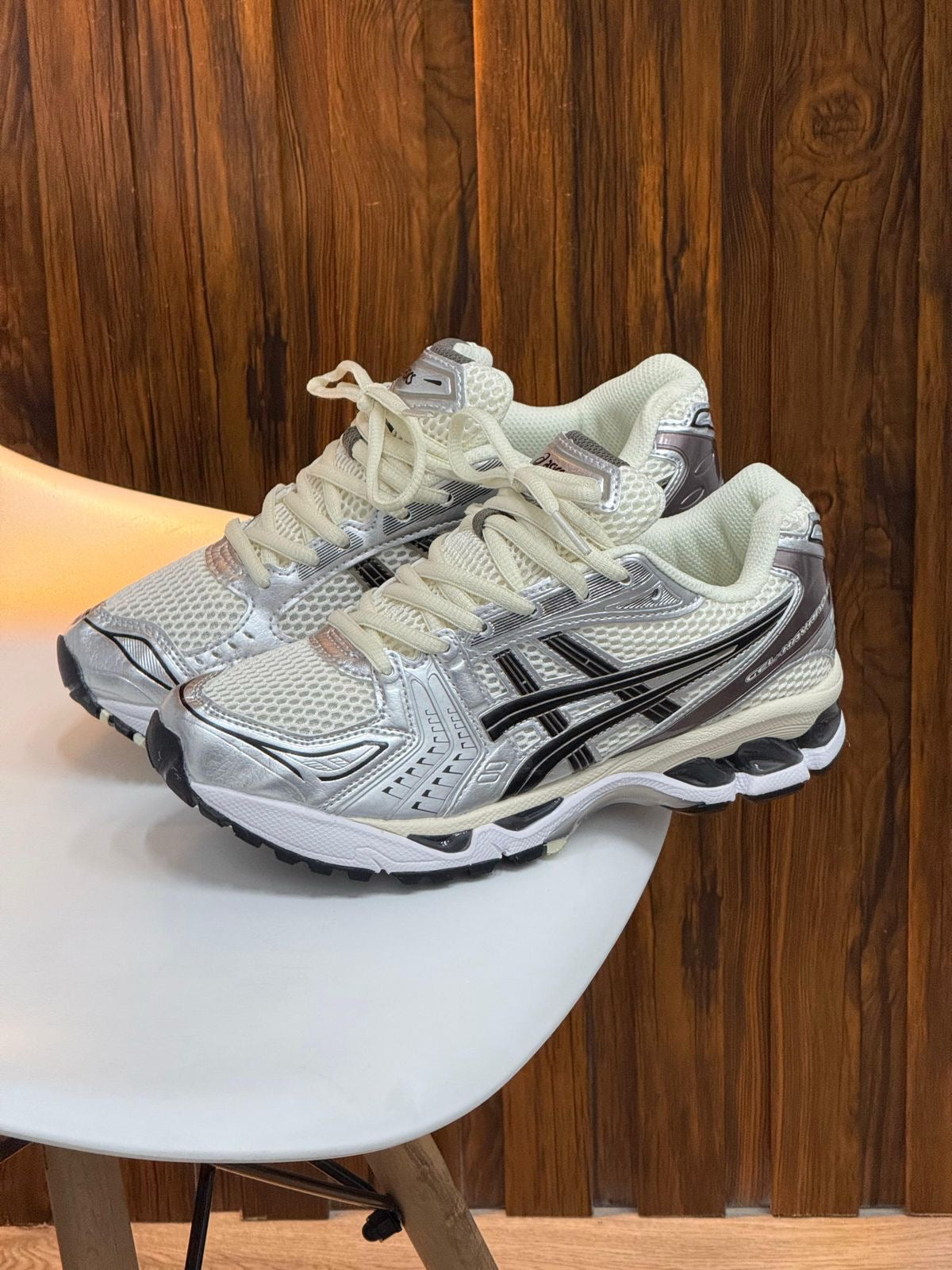 ASICS | HOMBRE Y DAMA