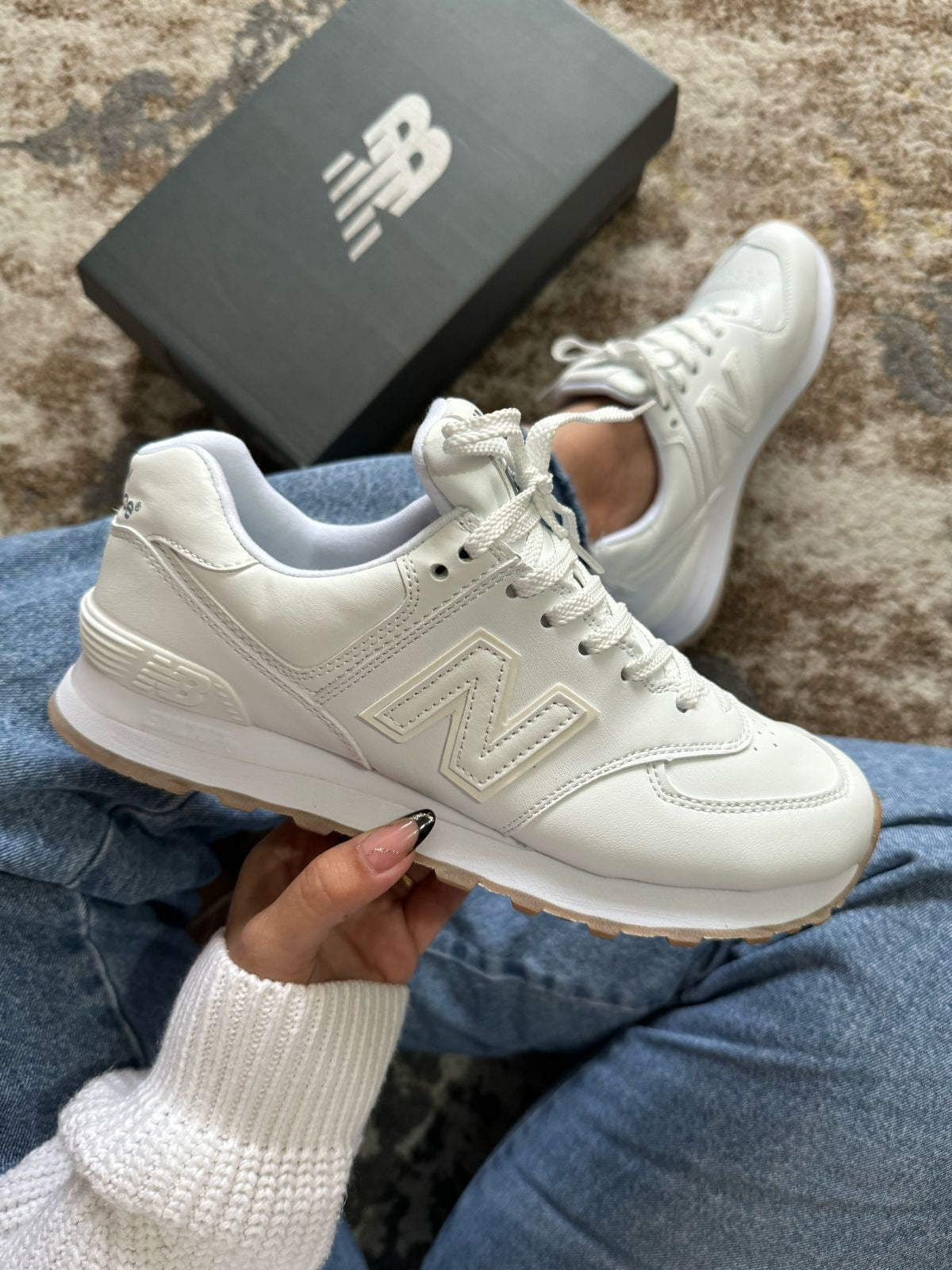 NEW BALANCE 574 BLANCO SUELA GOMA | DAMA