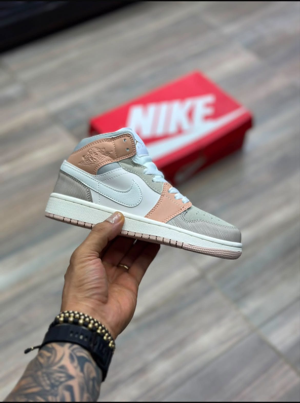 NIKE JORDAN RETRO 1 | DAMA