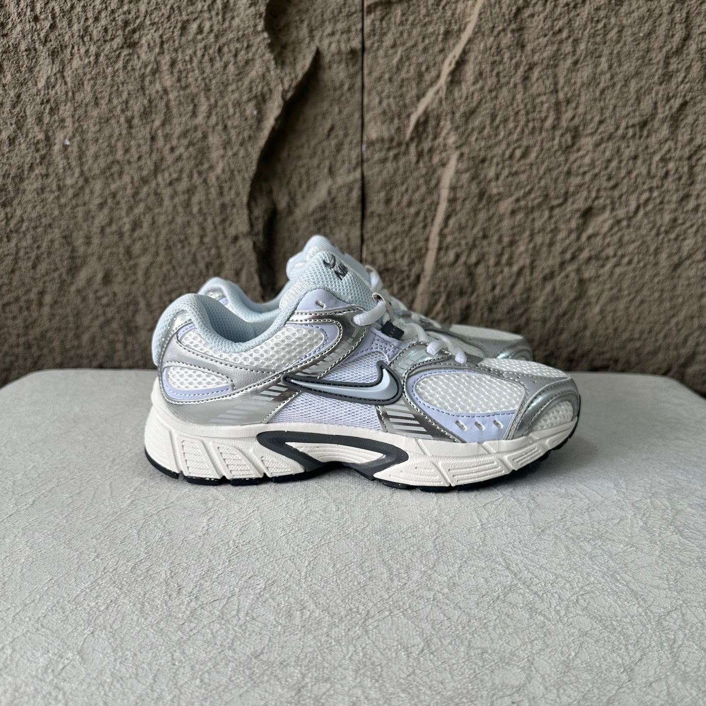 NIKE V5K AZUL PLATEADA | DAMA