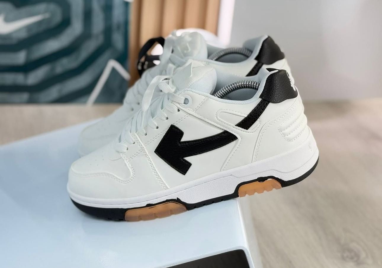 OFF WHITE BLANCA NEGRA | HOMBRE Y DAMA