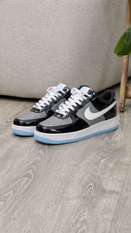 NIKE CHAROL NEGRA AZUL | HOMBRE Y DAMA