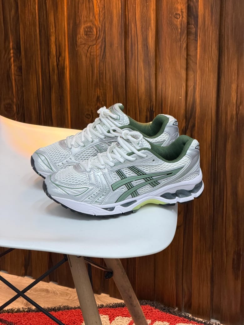 ASICS CON VERDE | HOMBRE Y DAMA