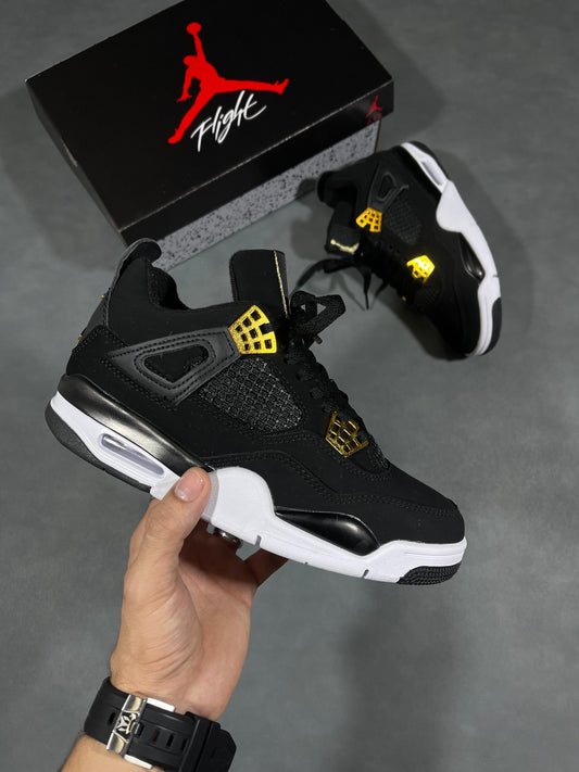 JORDAN RETRO 4 NEGRA DORADO | HOMBRE Y DAMA