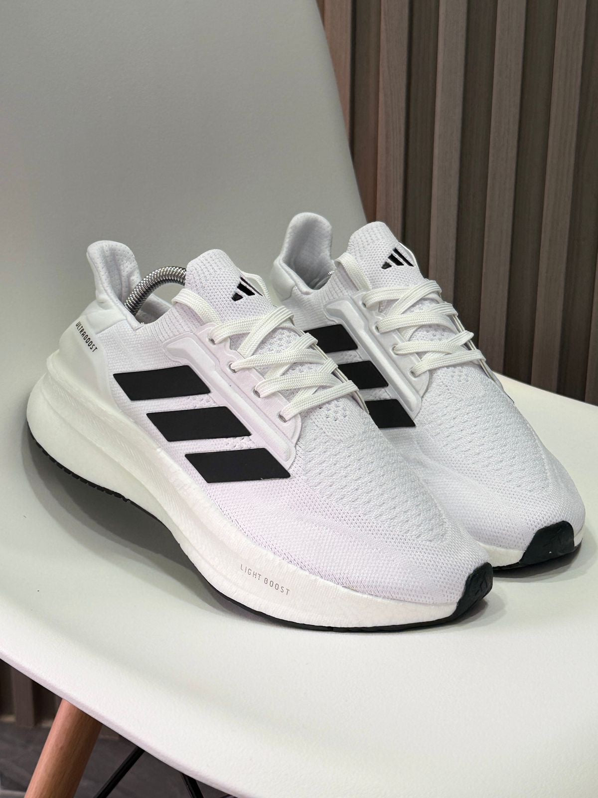 ADIDAS ULTRABOOS | HOMBRE Y DAMA