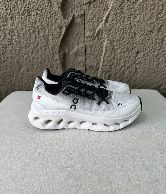 ON CLOUD BLANCA GRIS | HOMBRE Y DAMA