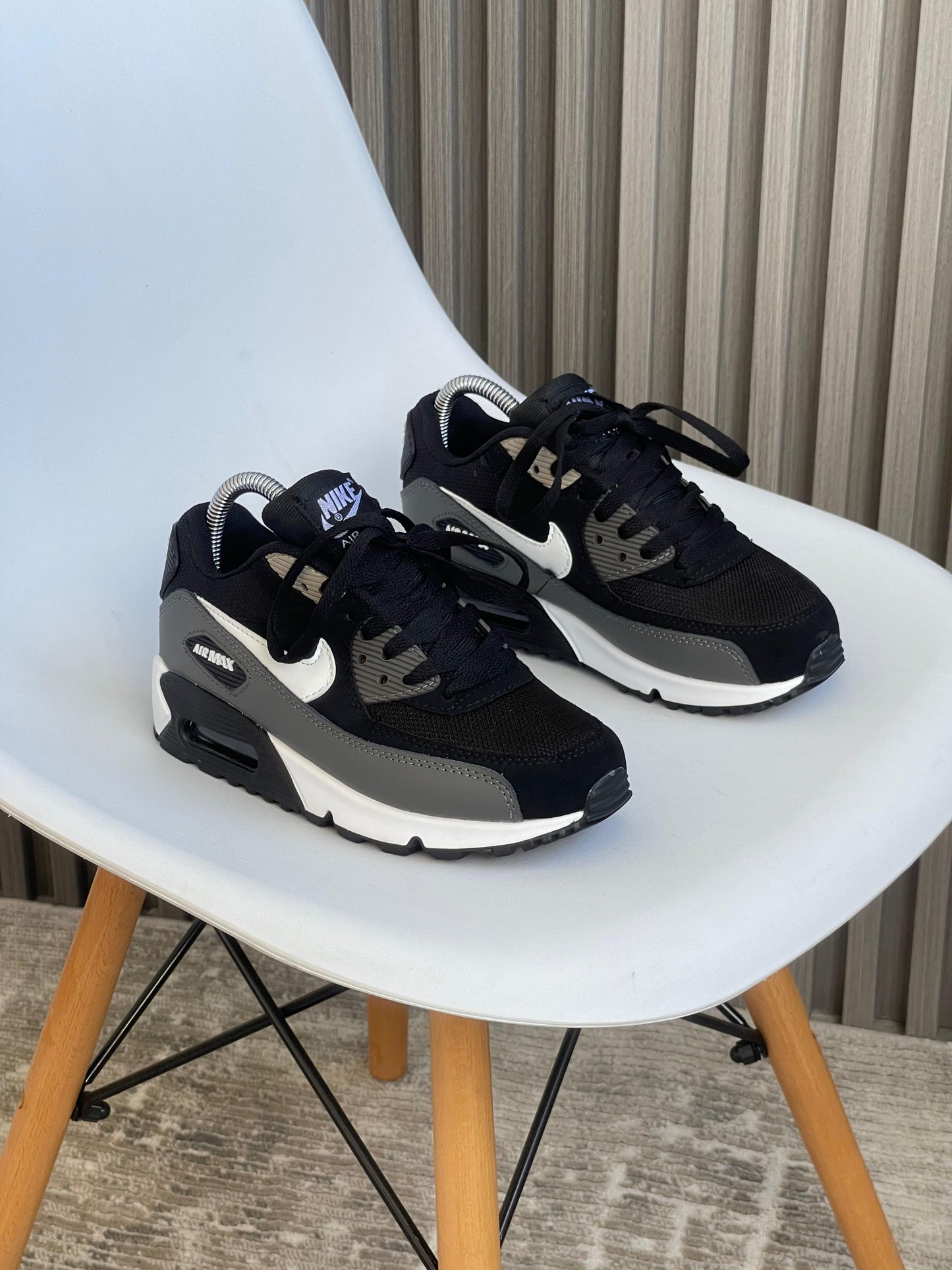 NIKE AIR MAX NEGRA GRIS |  HOMBRE Y DAMA