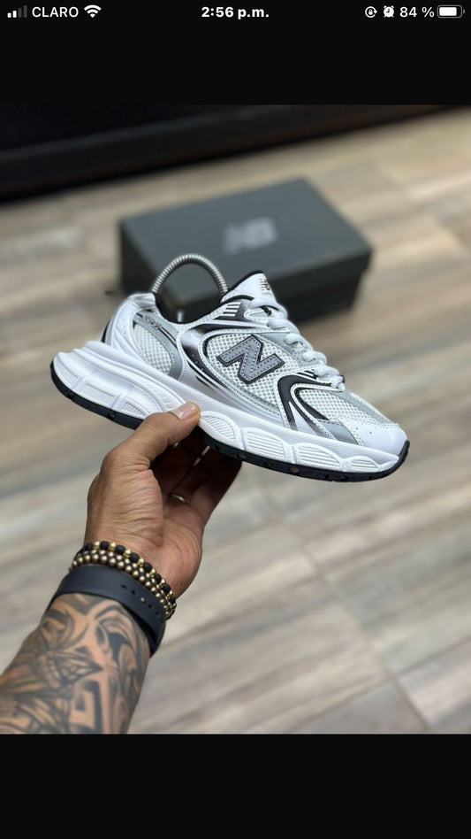 NEW BALANCE 530 PLATAFORMA | HOMBRE Y DAMA