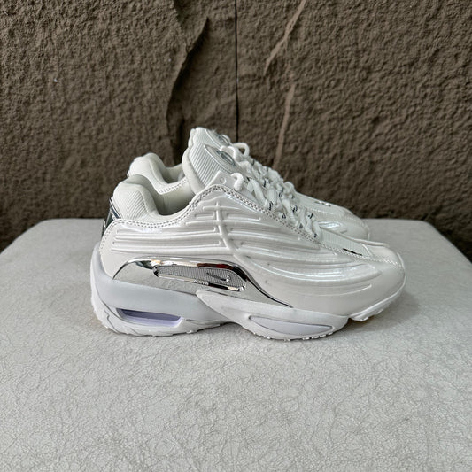 NIKE DRAKE NOCTA BLANCA PLATEADA | HOMBRE