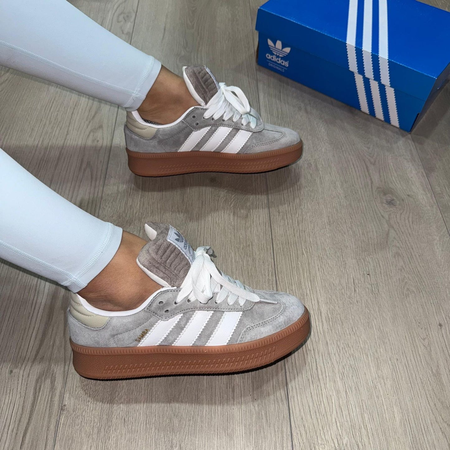 ADIDAS SAMBA PLATAFORMA GRIS | DAMA