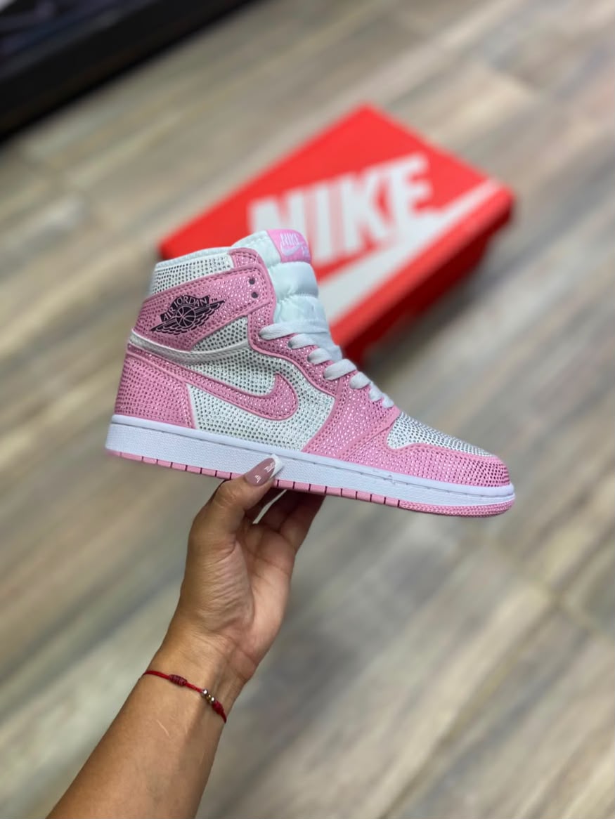 NIKE JORDAN RETRO 1 | DAMA