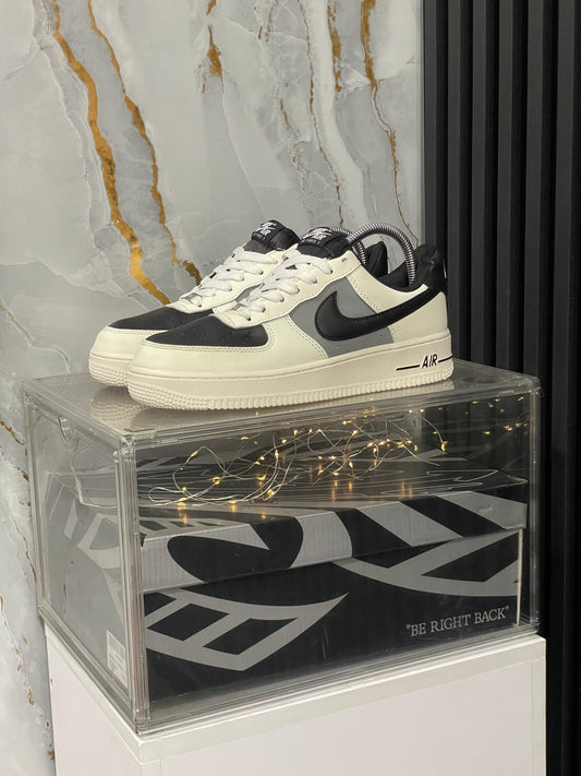 NIKE AF1 NEGRO BEIGE | HOMBRE