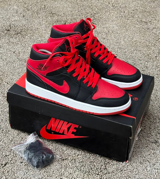 JORDAN RETRO ROJO NEGRO | HOMBRE Y DAMA