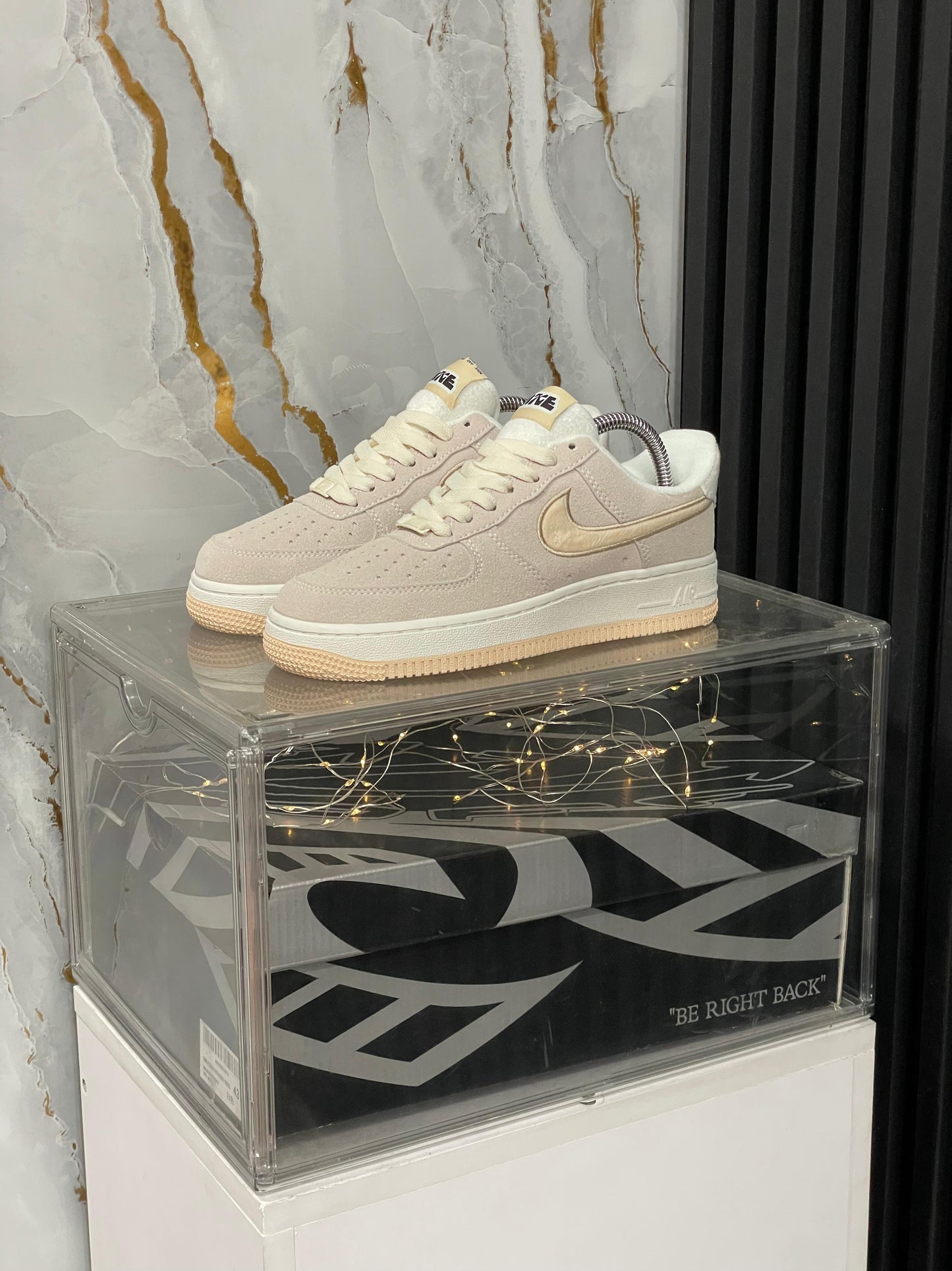 NIKE AF1 PELUCHE | DAMA