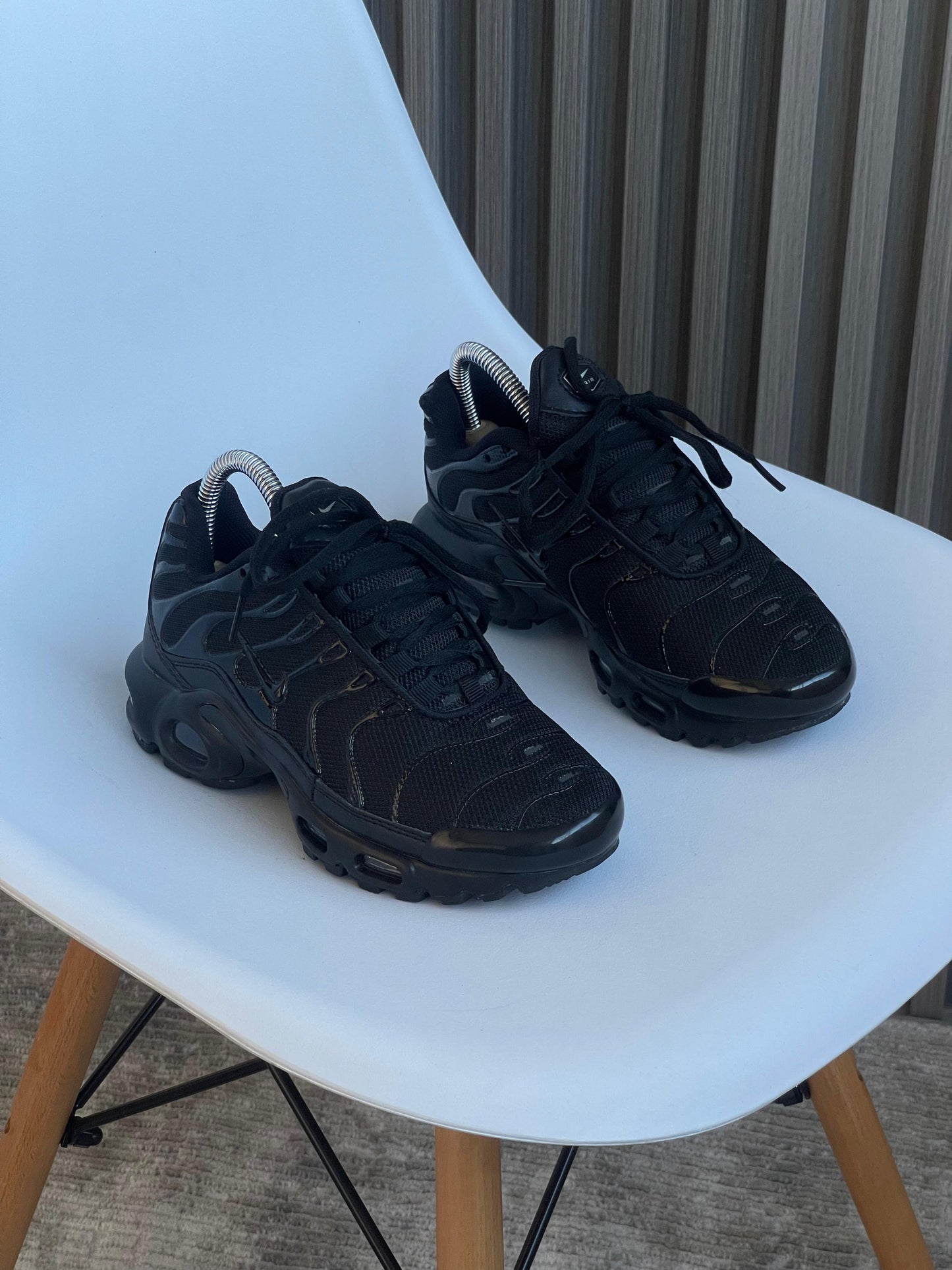 NIKE TN NEGRA | HOMBRE Y DAMA