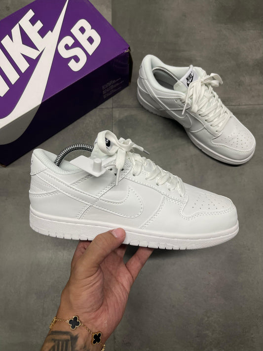 NIKE DUNK SB BLANCA| HOMBRE Y DAMA