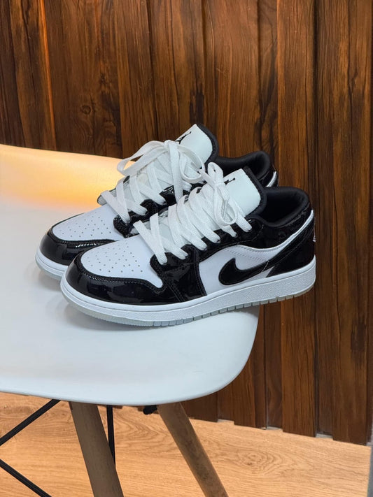 JORDAN RETRO 1 LOW CHAROL | HOMBRE Y DAMA