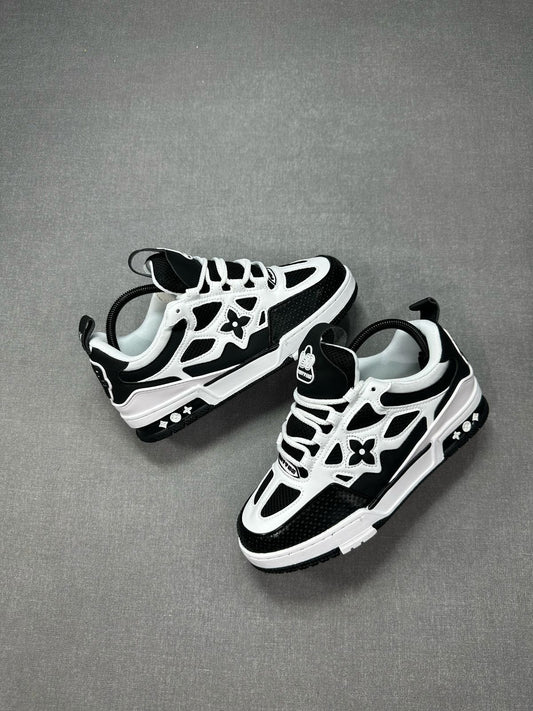 LOUIS VUITTON SKATE NEGRA BLANCA  | HOMBRE Y DAMA