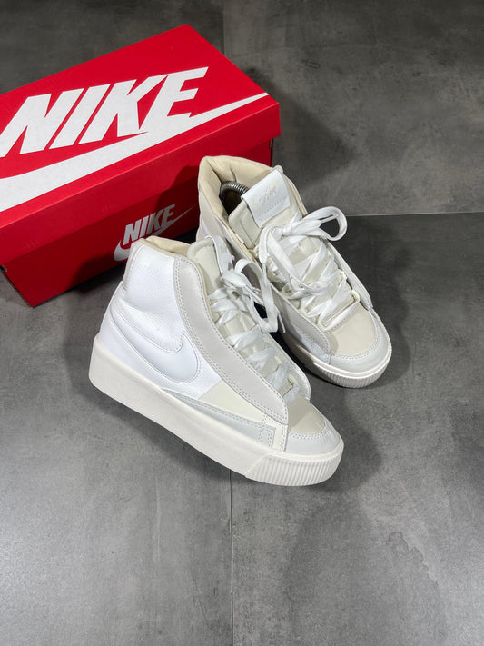 NIKE BLAZER PLATAFORMA BEIGE |  DAMA