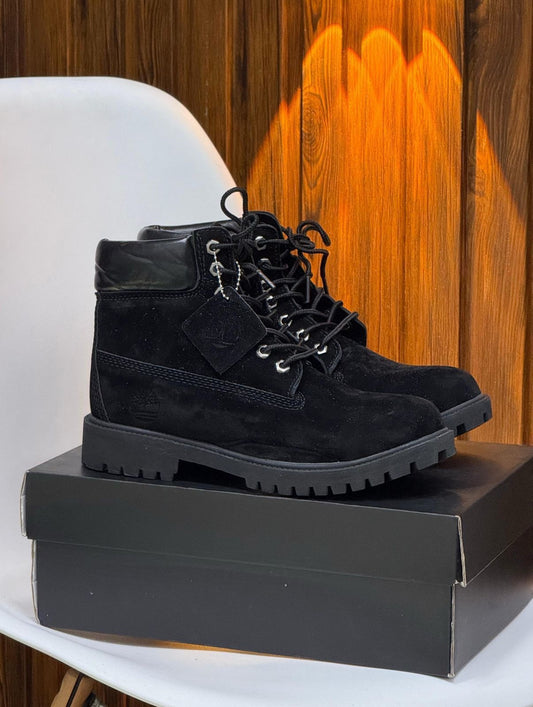 TIMBERLAND NEGRA | HOMBRE Y DAMA
