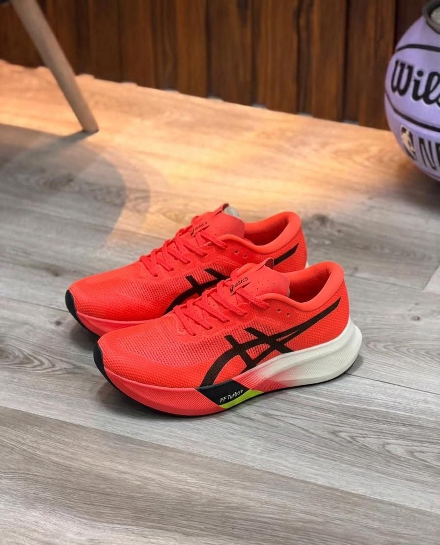 ASICS | HOMBRE Y DAMA