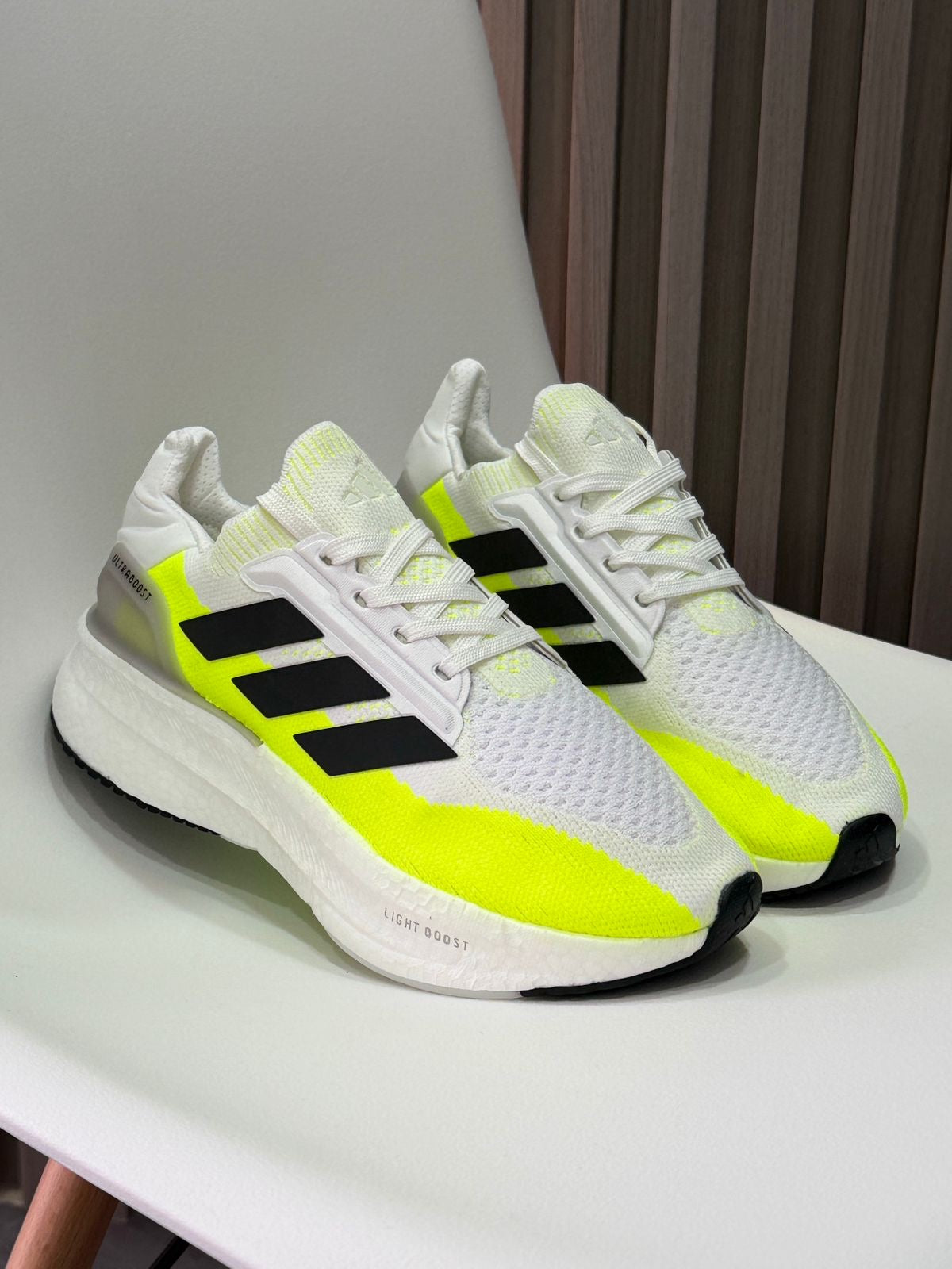 ADIDAS ULTRABOOS | HOMBRE Y DAMA