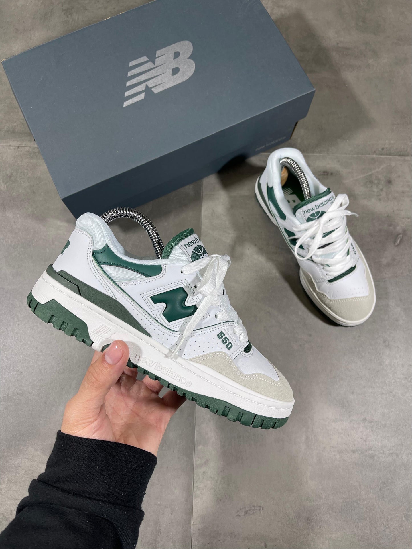 NEW BALANCE 550 BLANCA VERDE | HOMBRE Y DAMA