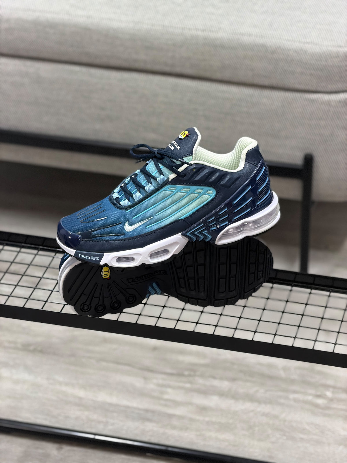 NIKE TN PLUS