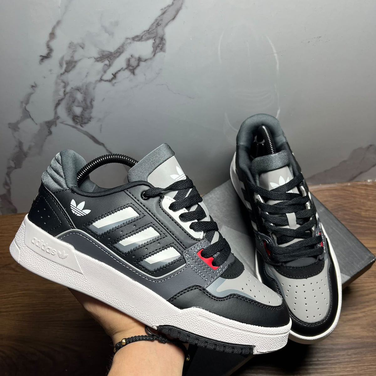 ADIDAS DROP